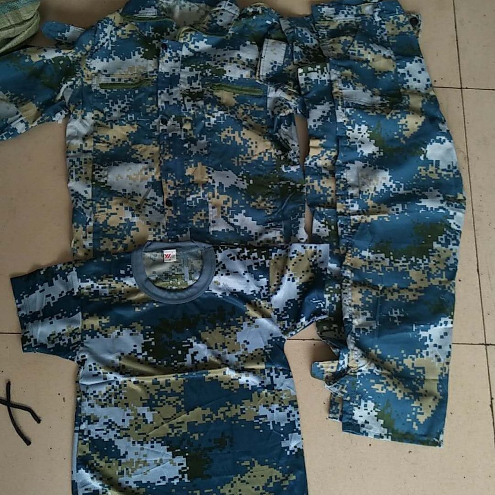 制造重工定制案例 - 为 金辉钢业有限公司 提供 制造重工 职业装定制案例 解决方案配图